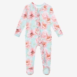 Posh Peanut 🌸 Kennedy ruffle footie 3-6M NWOT